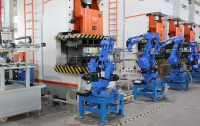 江苏张家港电视台探访森歌工业4.0工厂 揭秘高端智能厨电背后的机械设备研发实力